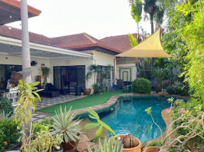 walking st 5min,walk to beach,5BR